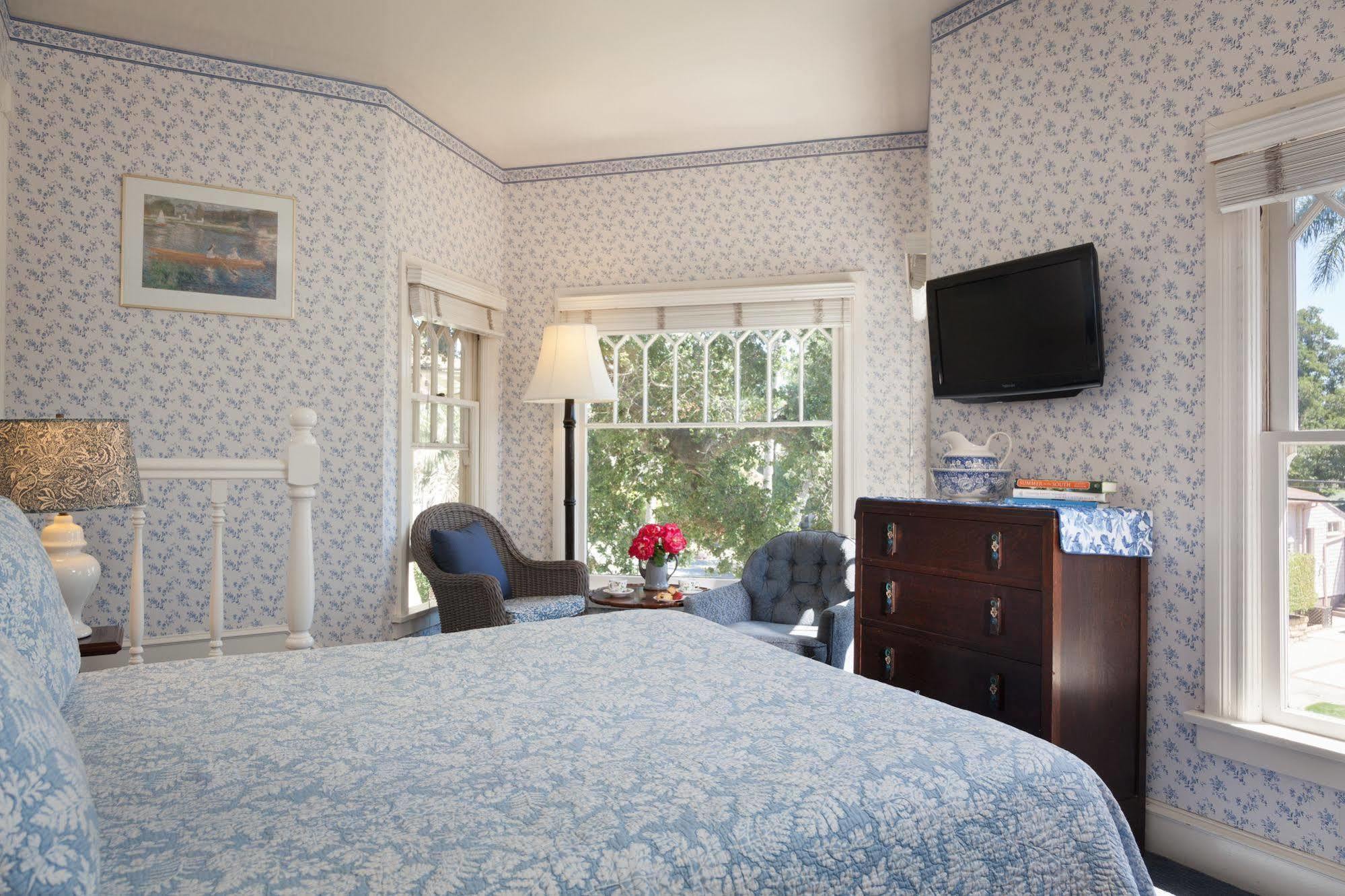 Cheshire Cat Inn & Cottages サンタバーバラ エクステリア 写真