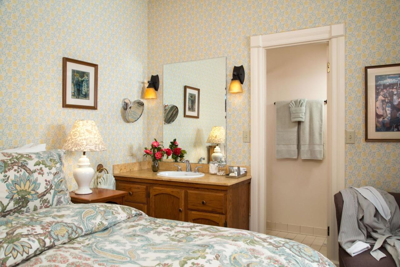 Cheshire Cat Inn & Cottages サンタバーバラ エクステリア 写真